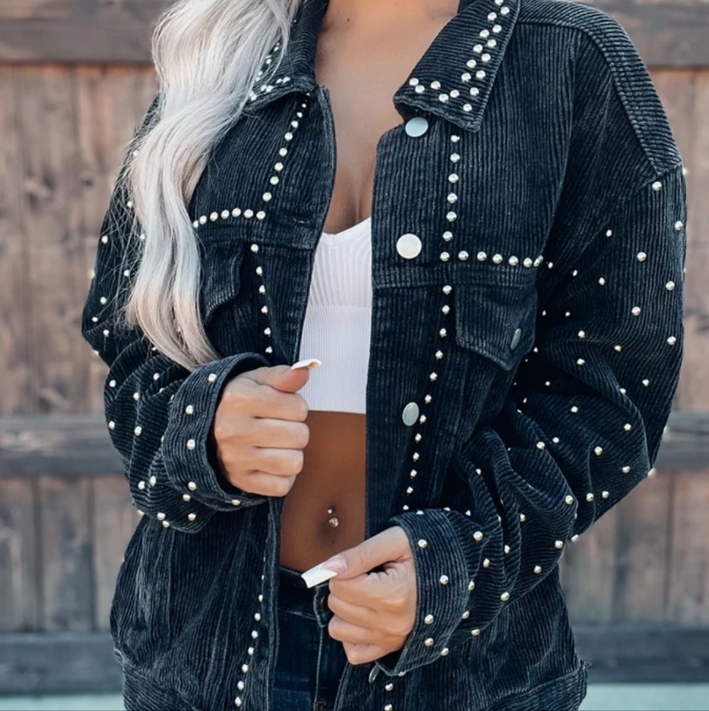 Studded Allure Collar Charm - Black